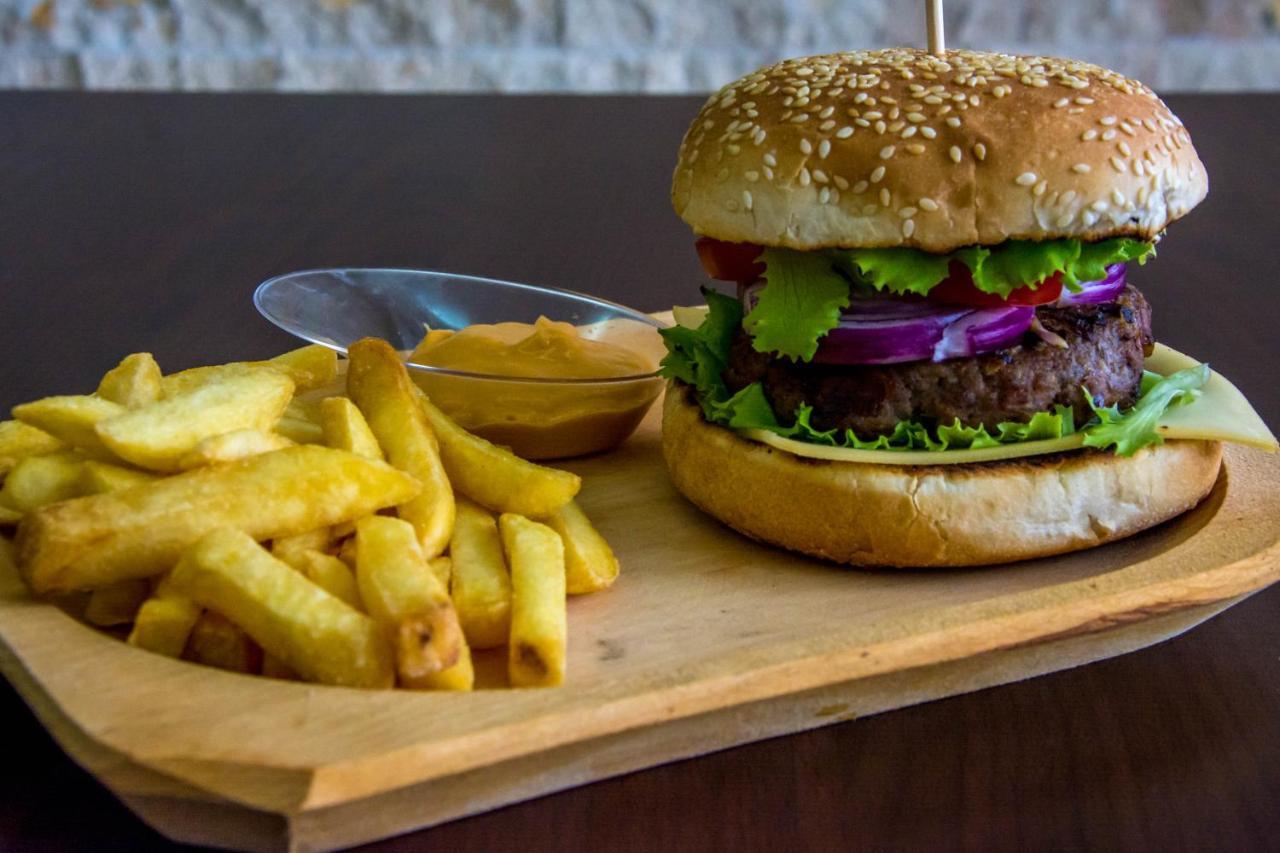 Hotel Riga Arad Ngoại thất bức ảnh
