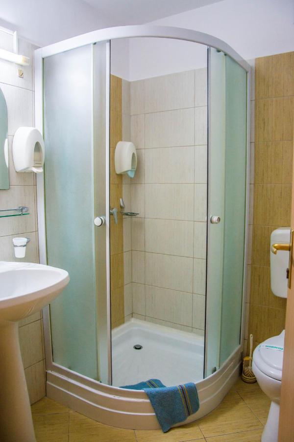 Hotel Riga Arad Ngoại thất bức ảnh