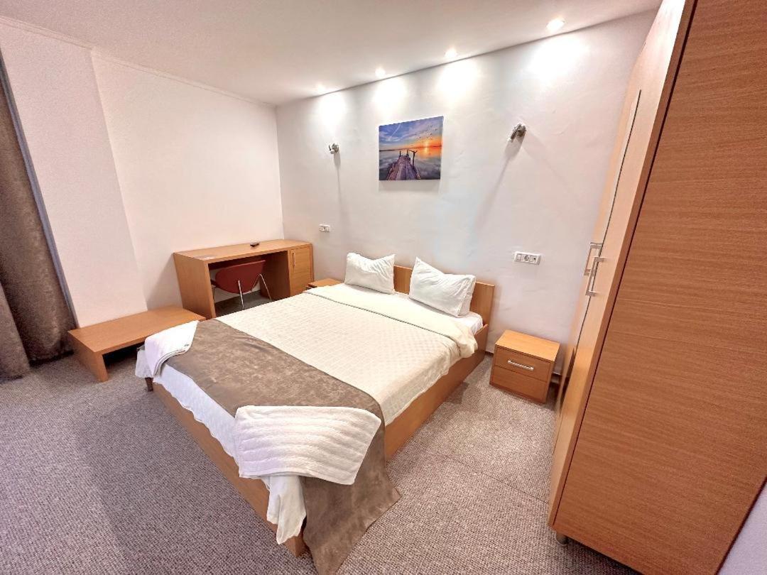 Hotel Riga Arad Ngoại thất bức ảnh