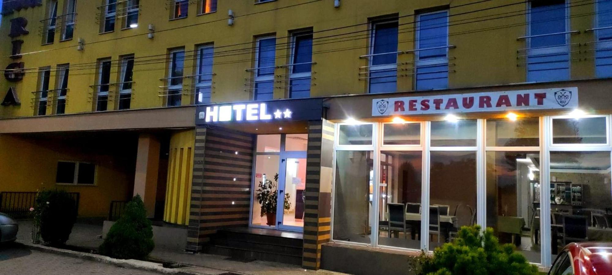 Hotel Riga Arad Ngoại thất bức ảnh